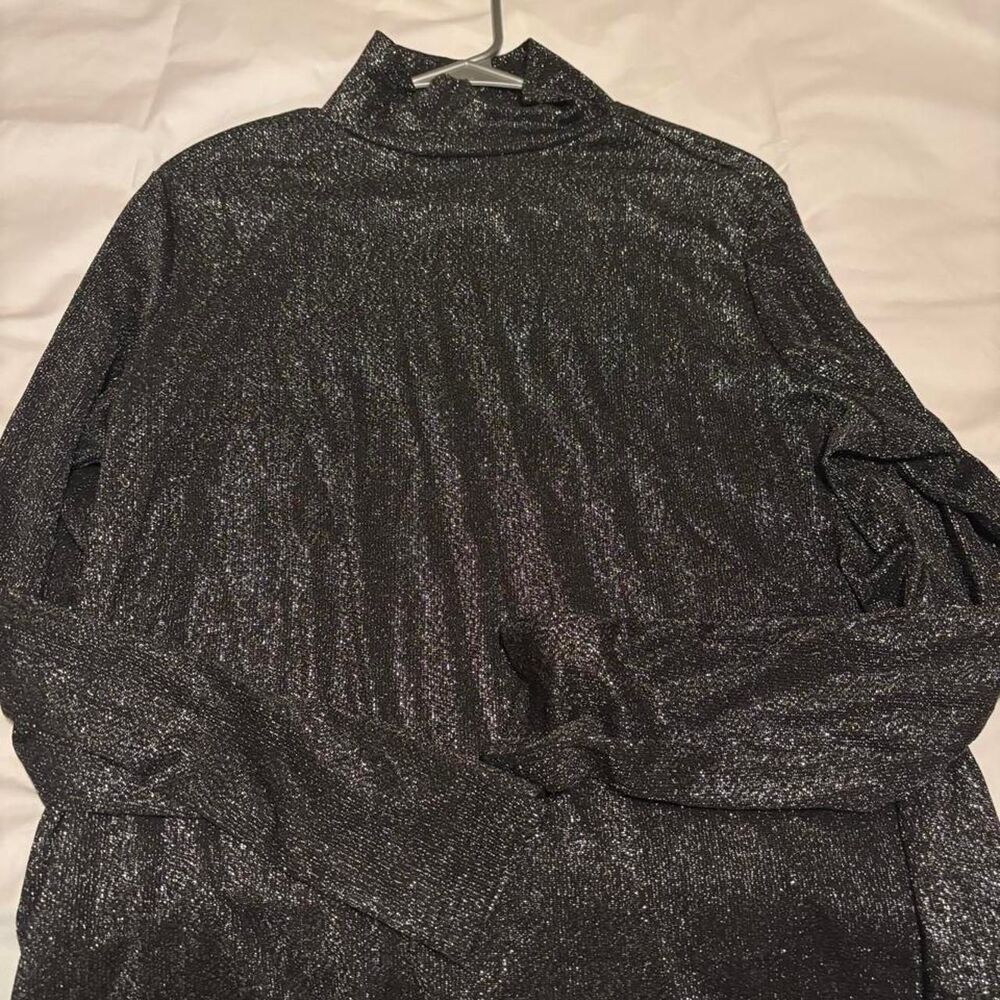 Unbranded Women's Silver and Black Blouse
